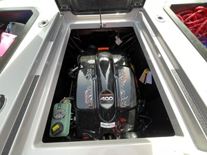 23' Moomba Mojo 12 