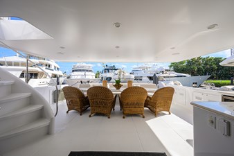 THE BEELIEVER 4 AFT DECK