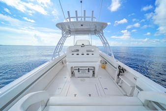 Intrepid 327 Center Console 28 32' Intrepid -5