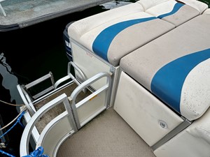 02 Bennington 257L Pontoon NLSQ 24 
