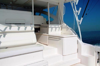 2011 Tiara Yachts 4300 Open 38 41