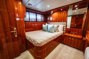 SOUTHERN BELLE 28 Stbd. Guest Cabin