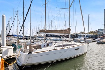 2014 Jeanneau Sun Odyssey 349 2 