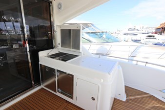 RIVIERA 2020 15 16_2020 60ft Riviera 6000 Sport Yacht