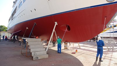 LANGKAWI LADY 29 On the hard SB