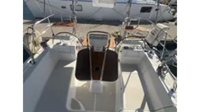 2015 Marlow-Hunter 40 41 