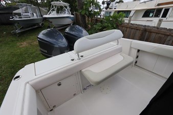 - 28 25_2017 26ft Robalo R260