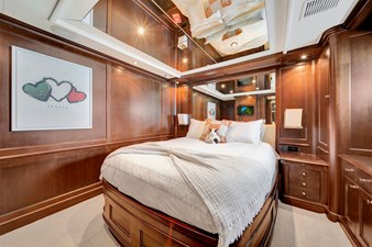 PAPAITO 37 120 Benetti STBD double