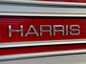 019 Harris Solstice 240 SL TNVL321 106 