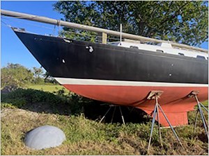 1969 HINCKLEY 38 2 