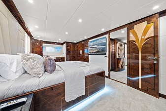 OBSESSION 36 Lower Deck Master  