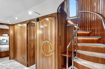 DANIELLE 20 022 Lower Deck Foyer 01