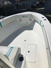 2021 Sea-Lion Center Console 33 34