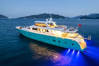 39,1 M CUSTOM BUILD MOTOR YACHT 3 Deep Water 04