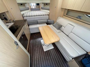 Monterey 335 Sport Yacht 20 2016-monterey-335-sport-yacht-power-9542251-20240910120159405-1_LARGE