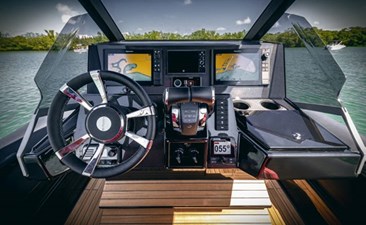 TECHNOHULL 38 GRAND SPORT 16 TECHNOHULL 38 GRAND SPORT YACHT FOR SALE (16)