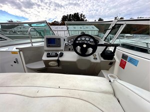 2003 Cruisers 3075 Express 30 