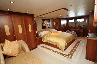 Impetus (Fractional) 15 Master Stateroom