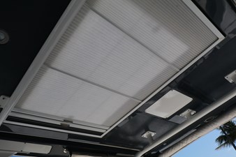 2021 Chaparral 300 OSX 9 