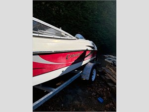 2019 CHAPARRAL 23 H2O SURF 6 