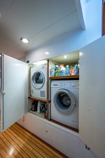PIVOT 28 97_marlow_pivot_lower_galley_laundry_6