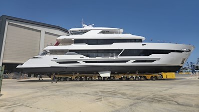 E Series 125 Hargrave Superyachts 5 