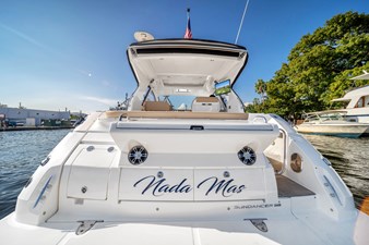 - 13 14_2019 35ft Sea Ray 350 Coupe