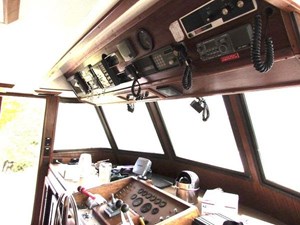 1982 Hatteras LRC Long Range Cruiser 5 6