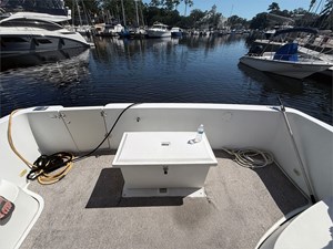 36' Carver 2003 360 Sport Sedan 9 