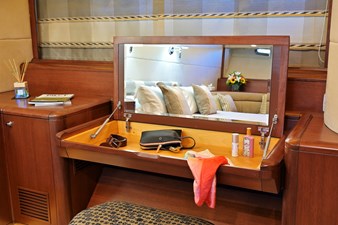 CLARITY 26 CLARITY VIP cabin vanity