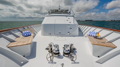SILVER SEAS 4 Bow Seating