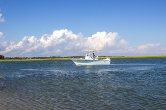 2016 Sea Hunt 234 Ultra 16 