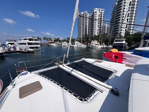 Gracefully 12 2013 Lagoon 400 S2 For Sale Forward Deck
