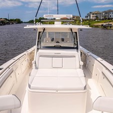 2018 Everglades 435 Center Console 17 