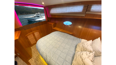Mikelson 57 Luxury Sportfisher 11 