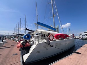 Gracefully 1 2013 Lagoon 400 S2 For Sale Profile