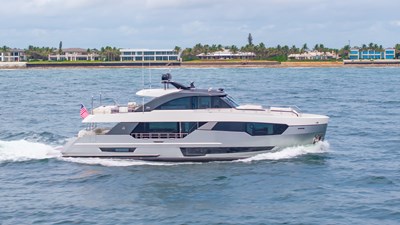 PINCH ME 0 Ocean Alexander 28R