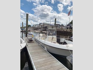 23' Hydra-Sports 2000 Seahorse 67 