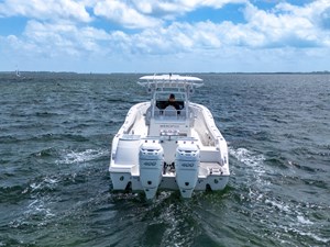 Sea Fox 328 Commander 5 32' Sea Fox _ Drone-5