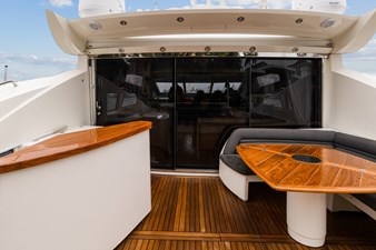Her Way 5 12_2006 82ft Sunseeker Predator HER WAY