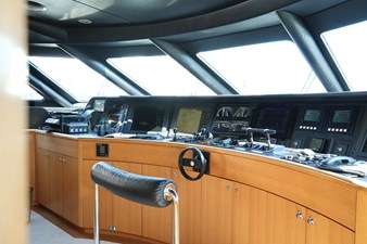 KIJO 45 The comfortable bridge provides a wonderful view