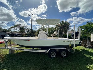 2017 Key West 230 Bay Reef 17 