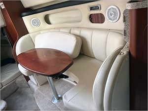 2001 RINKER 310 FIESTA VEE 8 