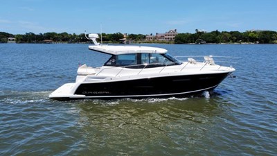 Regal 38 0 1