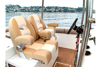 33 OFFSHORE 10 rodman_33_offshore_11
