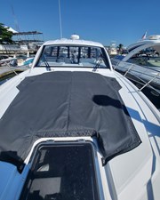 Cruisers Yachts 39 Express Coupe 41 46