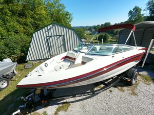 2008 Bryant 210 Bowrider 4 GOPR0608