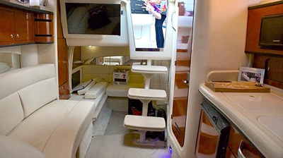 2004 Sea Ray 300 Sundancer 9 
