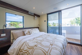 44 Powercat 32 44_overblue_powercat_forward_stateroom_2