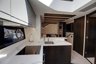 - 31 26_2023 75ft Sunseeker Sport Yacht